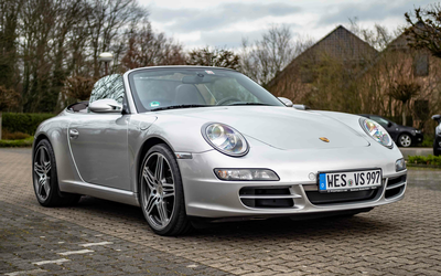 Porsche 911 997 Carrera Cabrio Sportauspuff 6-Gang lückenloses Scheckheft Turbo-Felgen (2005)
