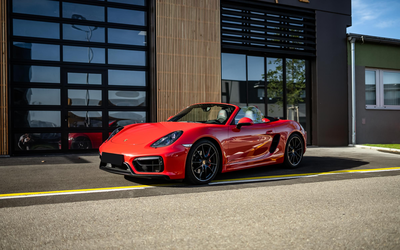Porsche 981 Boxster GTS Fireplace Red Complete Checkbook Sport Chrono Package Carbon Package (2016)