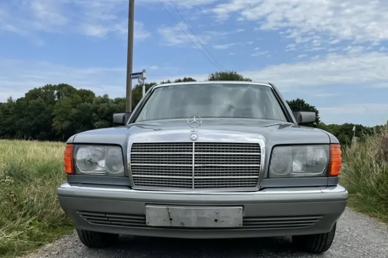Mercedes Benz S 300 (1988)
