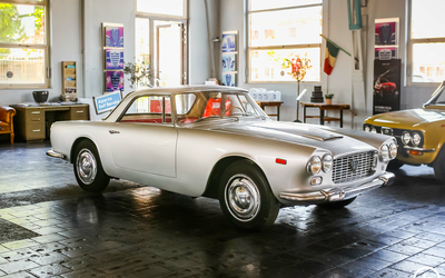 Lancia Flaminia GT 3C 2.5 Coupe Superleggera Touring (1968)
