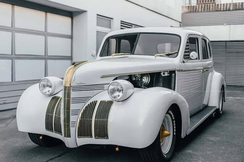 Pontiac Golden Chieftain (1939), completely rebuilt show car, BigBlock