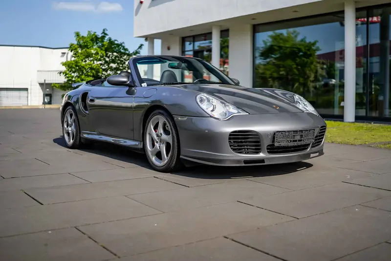 Porsche 911 996 Turbo Cabriolet mit nur 19.800km Laufleistung letztes Modelljahr nur 127 Stück (2005)