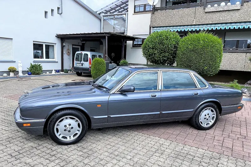 Jaguar XJ6 3.2 Sovereign (1996)