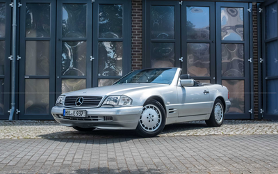 Mercedes Benz R129 SL 280 (1998) from second owner, Classic Data Note 2, chassis renewed, extensive equipment