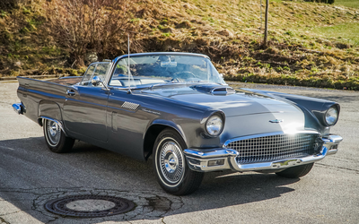 Ford Thunderbird Gunmetal Grey sehr schöner Zustand 312ci 4v 245PS (1957)