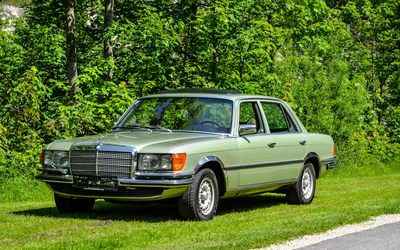 Mercedes Benz W116 450 SEL partially restored matching numbers extensive full equipment (1976)