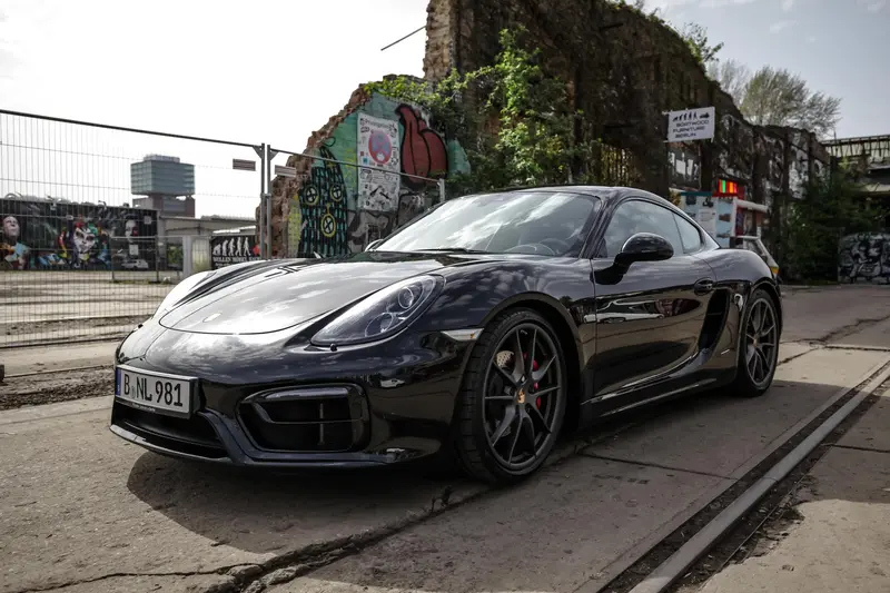 Porsche Cayman GTS 2nd hand Full service history With alarm system (2014)