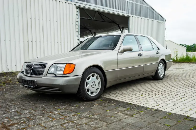 Mercedes Benz W140 600 SEL (1991), 2. Hand, attraktive Farbkombination