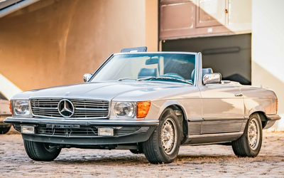 Mercedes-Benz R107 SL 500 Astralsilber Becker Radio 2000 Klima (1984)