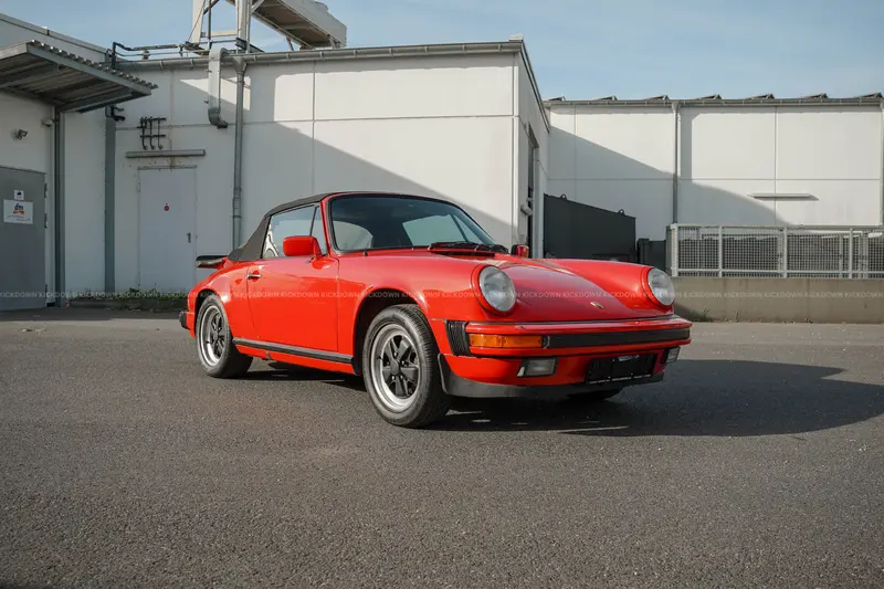 Porsche 911 Carrera 3.2 Cabrio