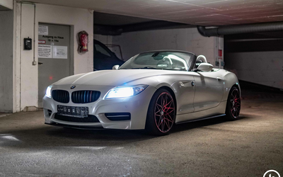 BMW Z4 Leichtbau Recaro Pole Position AIM Digital Racing Display M5 Performance Bremse mit TÜV Wertgutachten (2013)