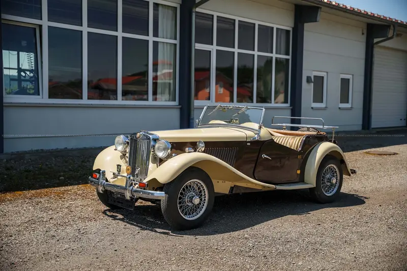 MG TD (1953), Classic Data Note 2+, restored, collector's condition, H license plate
