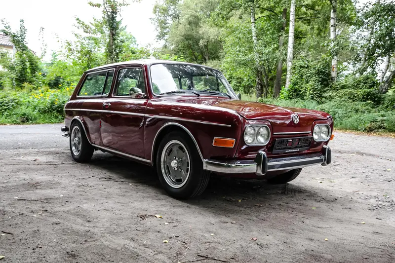 Volkswagen Variant 1600 Brazilian model partially restored Accident-free Only 78,000 km (1971)