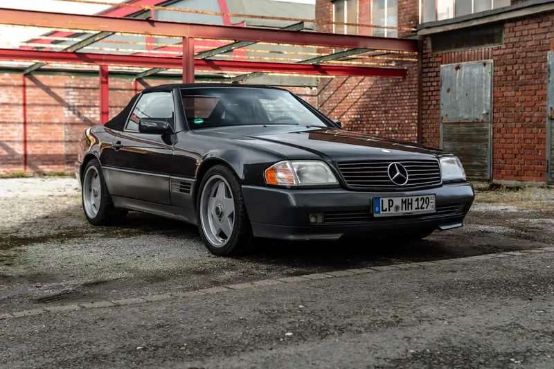Mercedes-Benz R129 300 SL 24 Unfallfrei TÜV Zugelassen Lederausstattung Holzarmaturen Faltdach Plus Hardtop Gepflegter Gesamtzustand (1992)