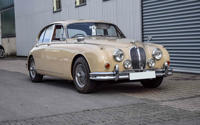 Jaguar Mk II 3.8 unique verifiable history for 39 years in previous possession very good condition (1966)