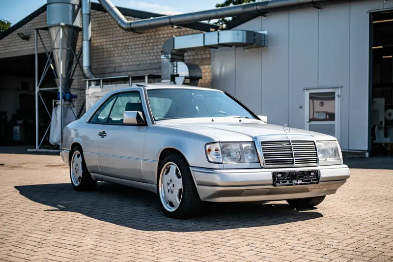 Mercedes-Benz W124 230 E Coupe AMG-Felgen Tempomat (1989)