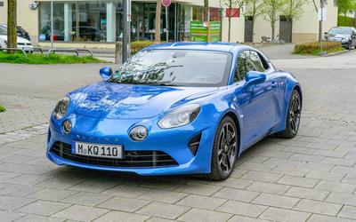Renault Alpine A110 Alpine Bleu from 1st hand complete checkbook only 12,500 km mileage with sports brake and sports exhaust (2019)