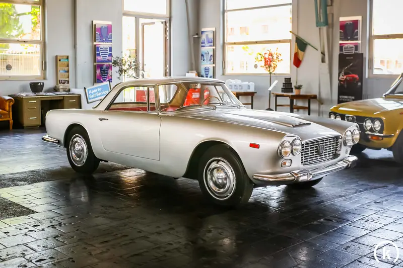 Lancia Flaminia GT 3C 2,5 Coupe Superleggera Touring (1968)