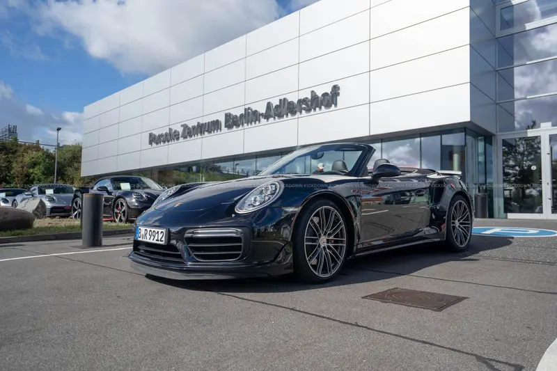 Porsche 991.2 Turbo Cabriolet (2016), Aerodynamik-Paket verbaut, geringe Laufleistung, lückenloses Scheckheft, MwSt. ausweisbar