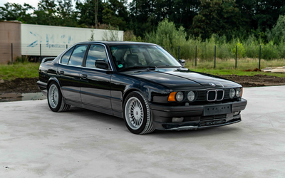 Alpina B10 Biturbo 3,4-Liter-R6-Motor mit 360 PS Matching Numbers Deutsche Erstauslieferung Motorüberholung Für 19.000 € (1992)