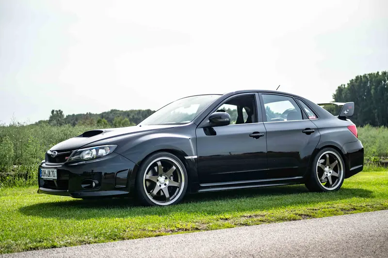 Subaru Impreza WRX STI from 3rd hand only 44,500 km mileage € 22,000 invested (2010)