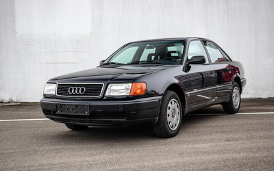 Audi 100 C4 in Dunkelblau Metallic H-Kennzeichen Laufleistung 88.000 km Sofort Fahrbereit (1993)