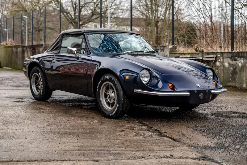 Puma GT 1600 Cabrio in Marineblau Metallic aus 2. Hand GFK-Karosserie Teirlestauriert (1976)