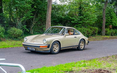 Porsche 911 S "Signature Edition" Coupé (1975), one of only 100 built, engine overhaul, €25,000 invested, Classic Data 2+
