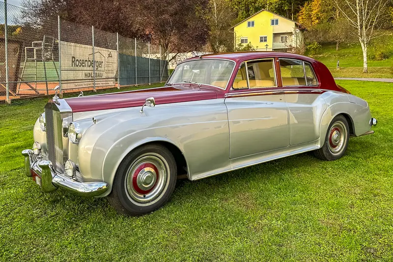 Rolls-Royce Silver Cloud II Rechtslenker aus 3. Hand elektrische Fensterheber Teilrestauriert (1960)