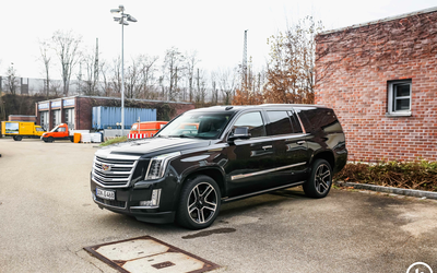 Cadillac Escalade Platinum XXL from 1st hand complete checkbook alloy rims (2015)