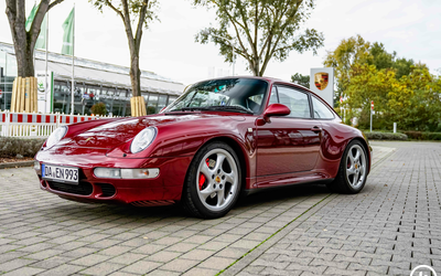 Porsche 911 993 Carrera 4S Arenarot-Metallic Deutsche Erstauslieferung sehr guter Zustand (1996)