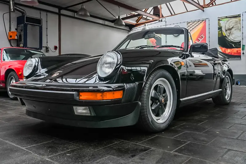 Porsche 911 G-Modell 3.2 Carrera Cabriolet Exclusive Interior Carrera Spoiler absoluter Top Zustand Note 2+ (1986)