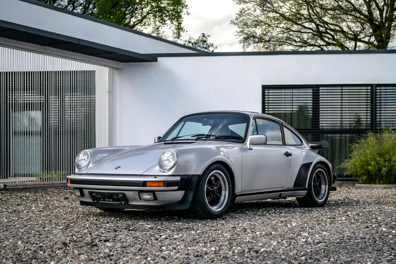 Porsche 930 Turbo Aus 2. Hand 25.000 € Investitionen Unfallfrei Motorrevision Neuer Turbolader Neue Reifen Schiebedach Klima (1987)