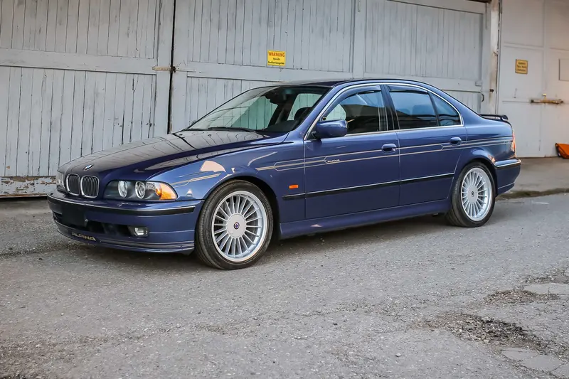 ALPINA B10 340PS Dunkelsaphirblau in bestem Zustand 39t Km lückenloses Scheckheft Historie (1997)