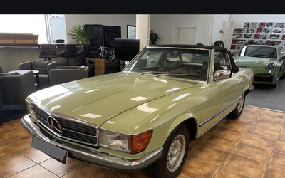 Mercedes-Benz R107 SL450 im Originallack Kaledoniengrün Scheckheft Elektrische Fensterheber (1977)