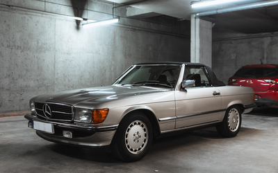 Mercedes-Benz 420SL R107 (1985), in the family for 17 years, Classic Data Note 1, timing chain replaced