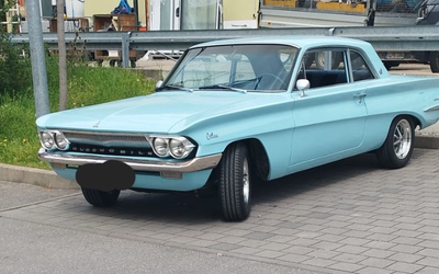 Oldsmobile F-85 Deluxe in Babyblau Umfangreich Restauriert Motor überholt (1961)