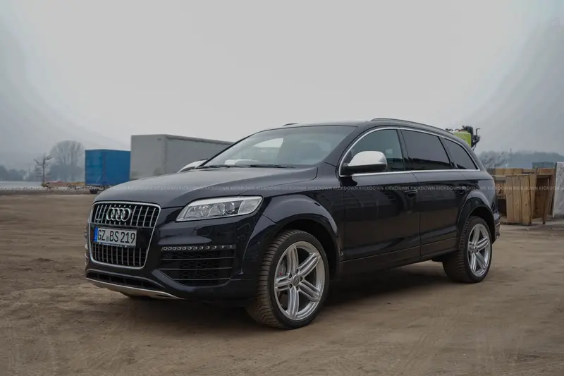 Audi Q7 6.0 V12 TDI (2011) mit Scheckheft, Keramikbremsen, neuer Service durchgeführt, sehr gepflegter Gesamtzustand