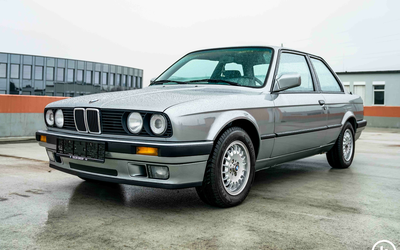 BMW E30 320i Coupé condition note 2 salmon silver metallic 5-speed extensively restored (1988)