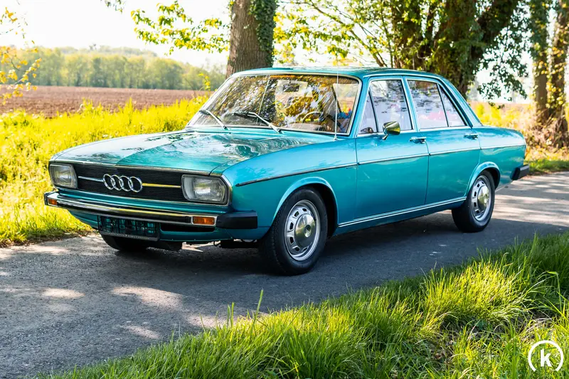Audi 100 C1 1.6 L Blau Metallic L96 Luftfederung (1976)