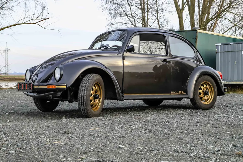 Volkswagen Käfer "Special Bug" knapp 4.000 Euro investiert Schottenkaro (1983)