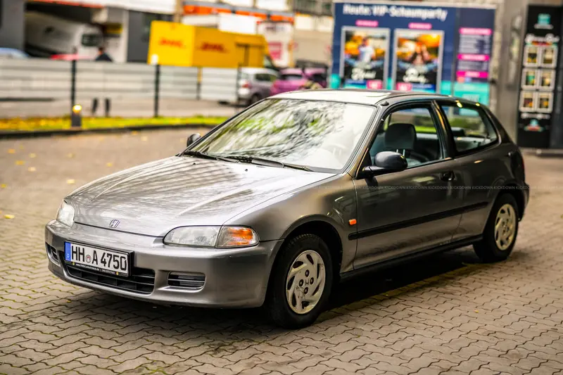 Honda Civic, Erbstück aus 2. Hand, 4.000 € investiert, Neuwertige Bremsanlage (1993)