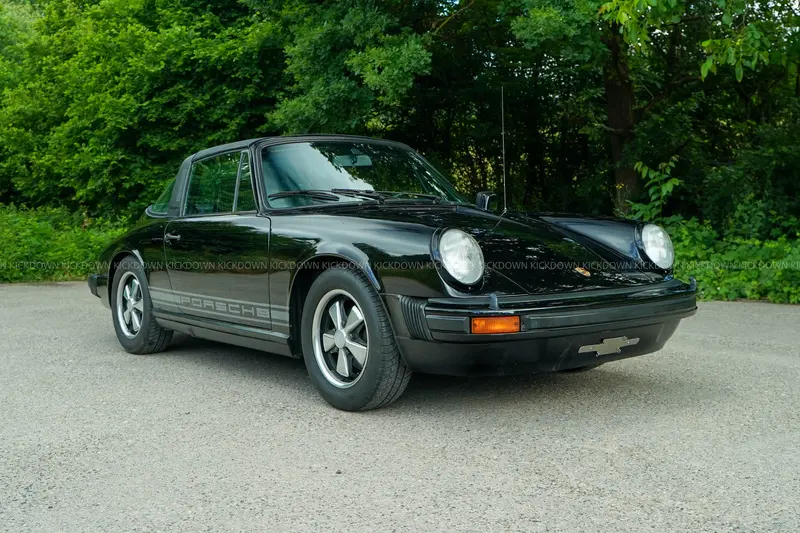 Porsche 911 2.7 Targa (1977), classic color combination, owned by the current owner for 11 years