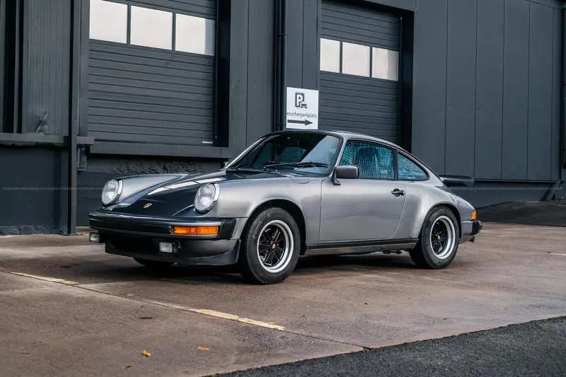 Porsche 911 Carrera 3.2 (1985), Getriebe überholt, neu lackiert, sehr guter Zustand, 24.000€ investiert
