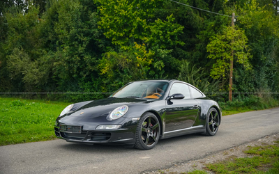 Porsche 911 997 Carrera 4 (2005), accident-free, full service history, major service due in 2025