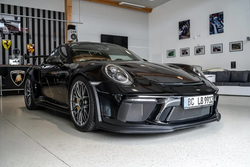 Porsche 991.2 GT3 RS mit Weissach-Paket 521 PS aus 2. Hand nur 10.044 km Lückenloses Scheckheft Unfallfrei 21 Zoll Magnesiumfelgen Keramikbremsen Carbonhaube Überrollkäfig aus Titan (2019)