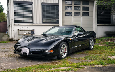 Chevrolet Corvette C5 Targa (2001) from collection, very well-kept condition