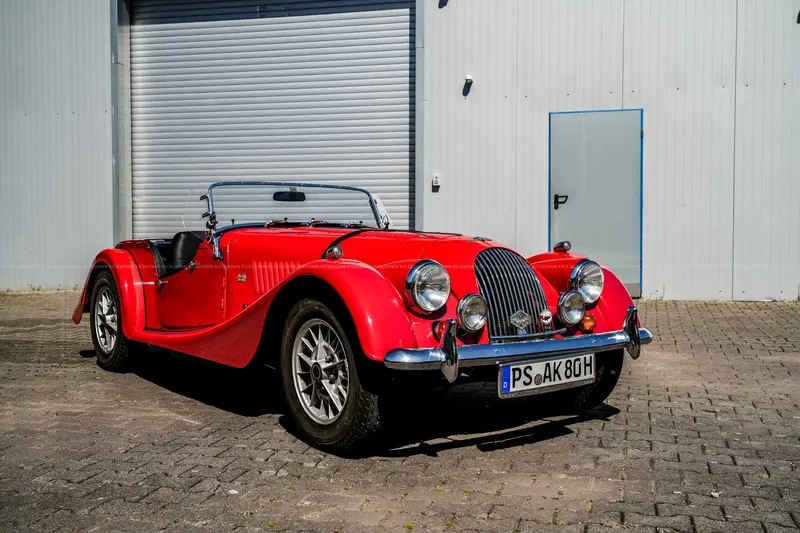 Morgan Plus 8 (1975), Classic Data Note 2, brakes and carburetor renewed, with power steering, collector's vehicle