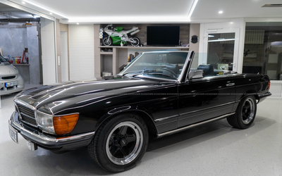Mercedes-Benz 450 SL R107 (1976), extensively refurbished, German vehicle with H license plate, original AMG Penta rims