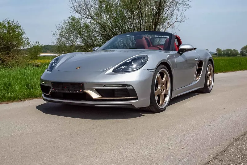 Porsche Boxster 25-Jahre Edition No. 444 of 1250 from 1st hand only 2,979 km mileage complete checkbook (2021)